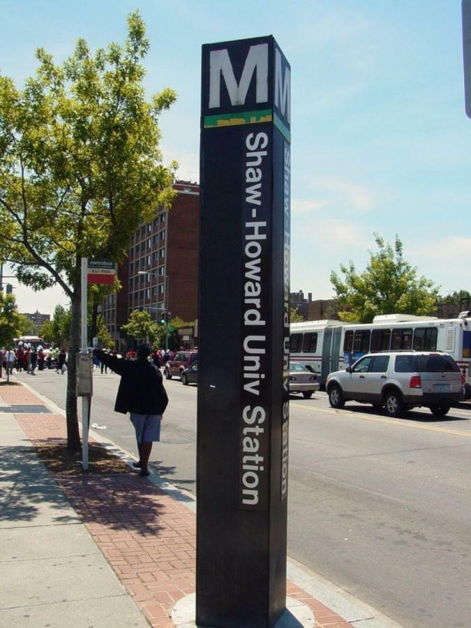 Steps To Convention Center, Downtown Dc, And Metro Station: Private And Comfortable Bedroom/Bathroom ワシントン エクステリア 写真